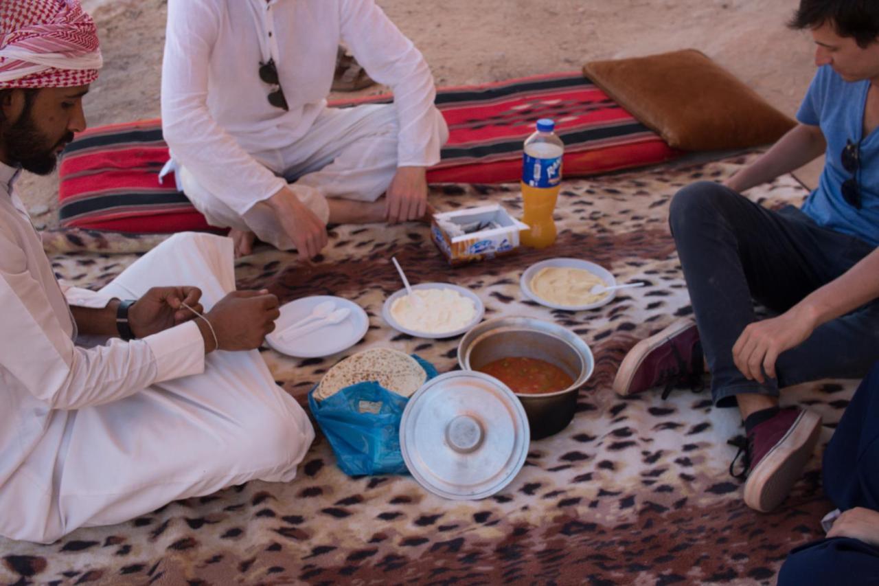 Bedouins Life Camp Hotel Акаба Екстериор снимка