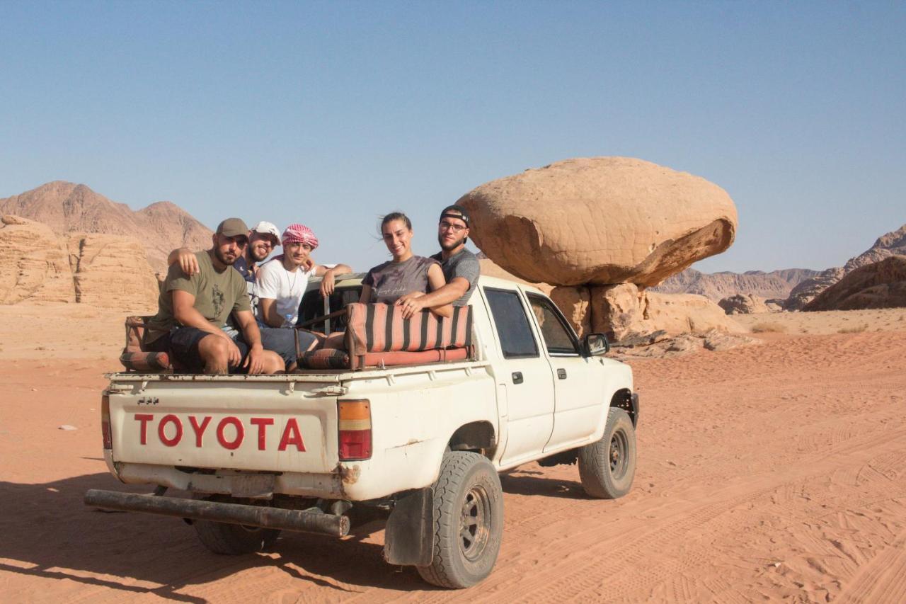 Bedouins Life Camp Hotel Акаба Екстериор снимка